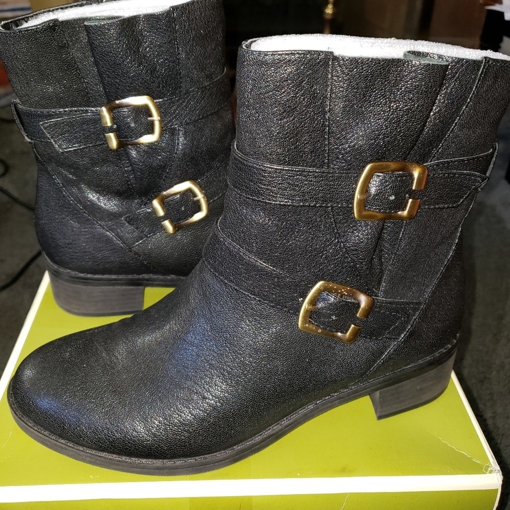 Ankle boots